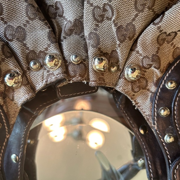 Gucci Shoulder Bag - Picture 14 of 15